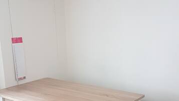 Apartemen, Beberapa Tempat Tidur, Bebas Asap Rokok | Makan di kamar