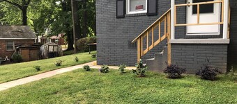 Renovated 60's Bungalow 8 minutes from downtown Charlotte