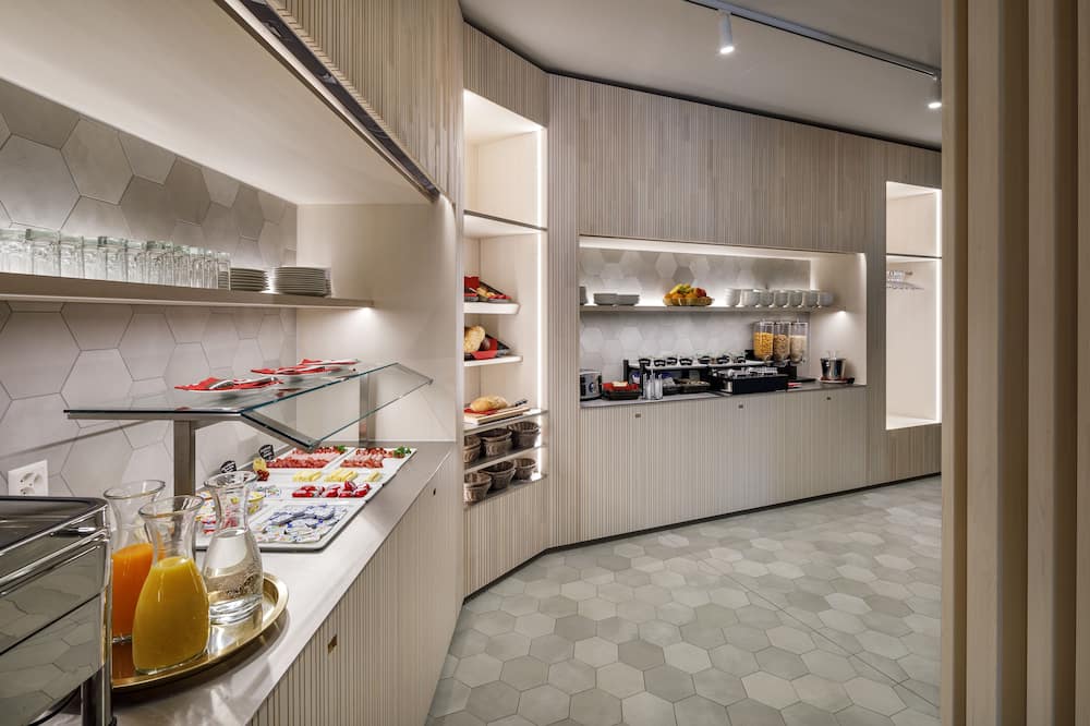 FOCUS Hotel