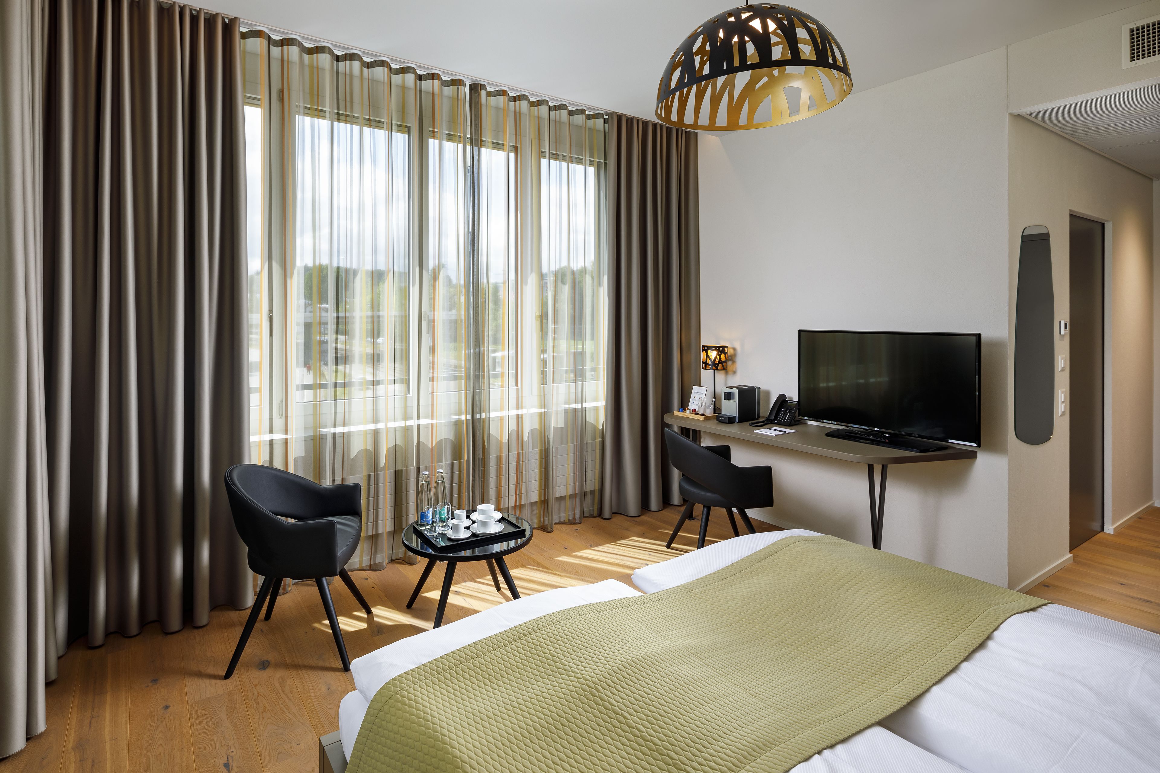 twin room, corner | premium bedding, in-room safe, desk, soundproofing