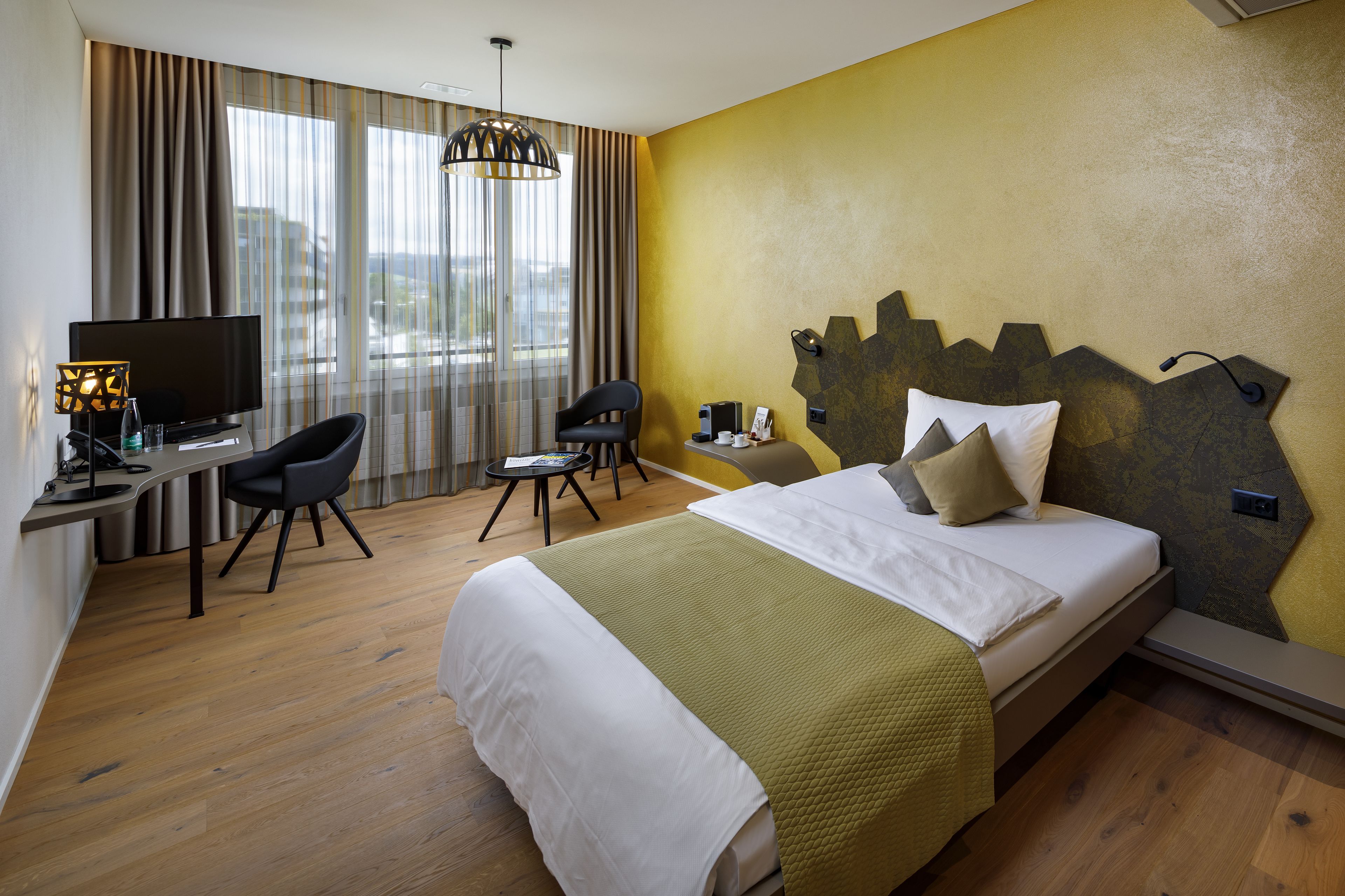 Rom – business | Oppholdsrom | Flatskjerm-TV og filmkjøp