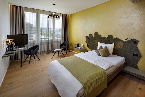 Rom – business | Oppholdsrom | Flatskjerm-TV og filmkjøp