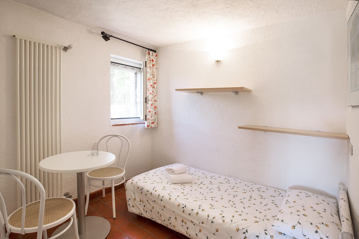 Habitación individual económica | Wifi gratis
