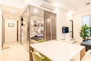 In-room dining - The Manner Luxury Apartment (Ho Chi Minh City)