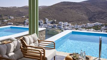 家庭套房, 私人游泳池 | 客房内保险箱、笔记本电脑工作区、遮光窗帘、隔音