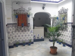 Interior - Hospedería IslaSol (San Fernando)