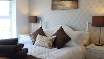 Lits pliants/supplémentaires, Wi-Fi gratuit, draps fournis