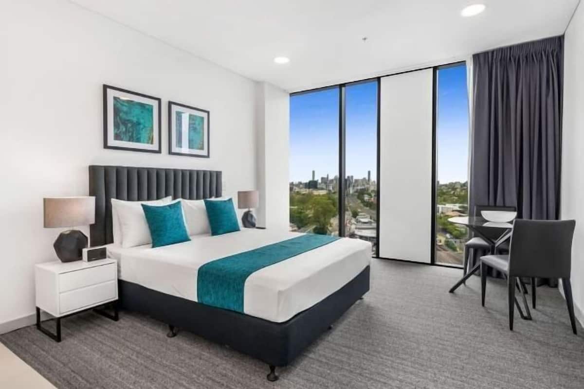 1 bedroom, premium bedding, laptop workspace, blackout drapes