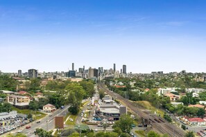 Studio Accessible City View | Exterior - Essence Suites Taringa (Taringa)