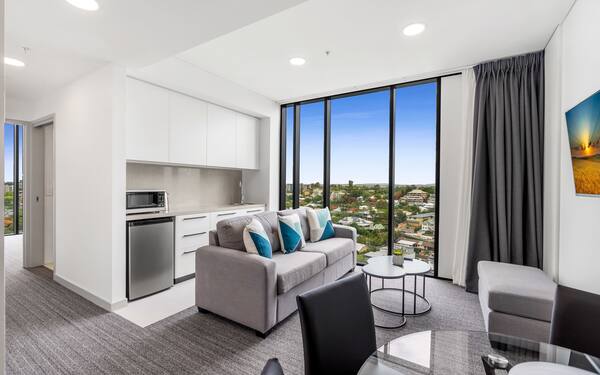 Essence Suites Taringa