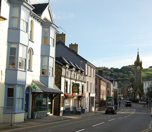 Exterior - CLOCK TOWER APARTMENTS (Machynlleth)