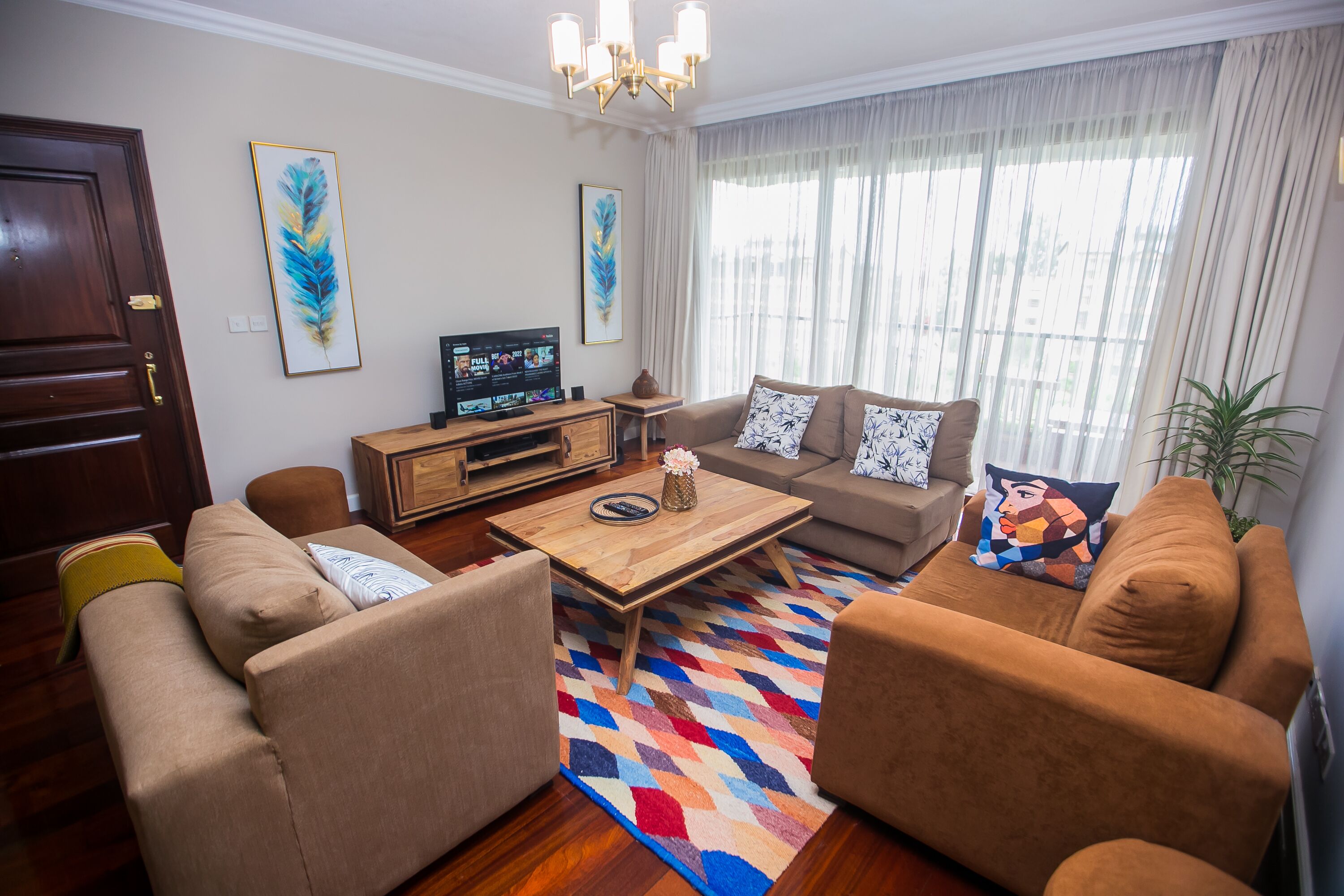 2 bedrooms, individually decorated, individually furnished, free wifi