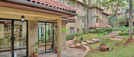 Façana frontal de l'allotjament