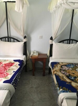 Free WiFi, wheelchair access