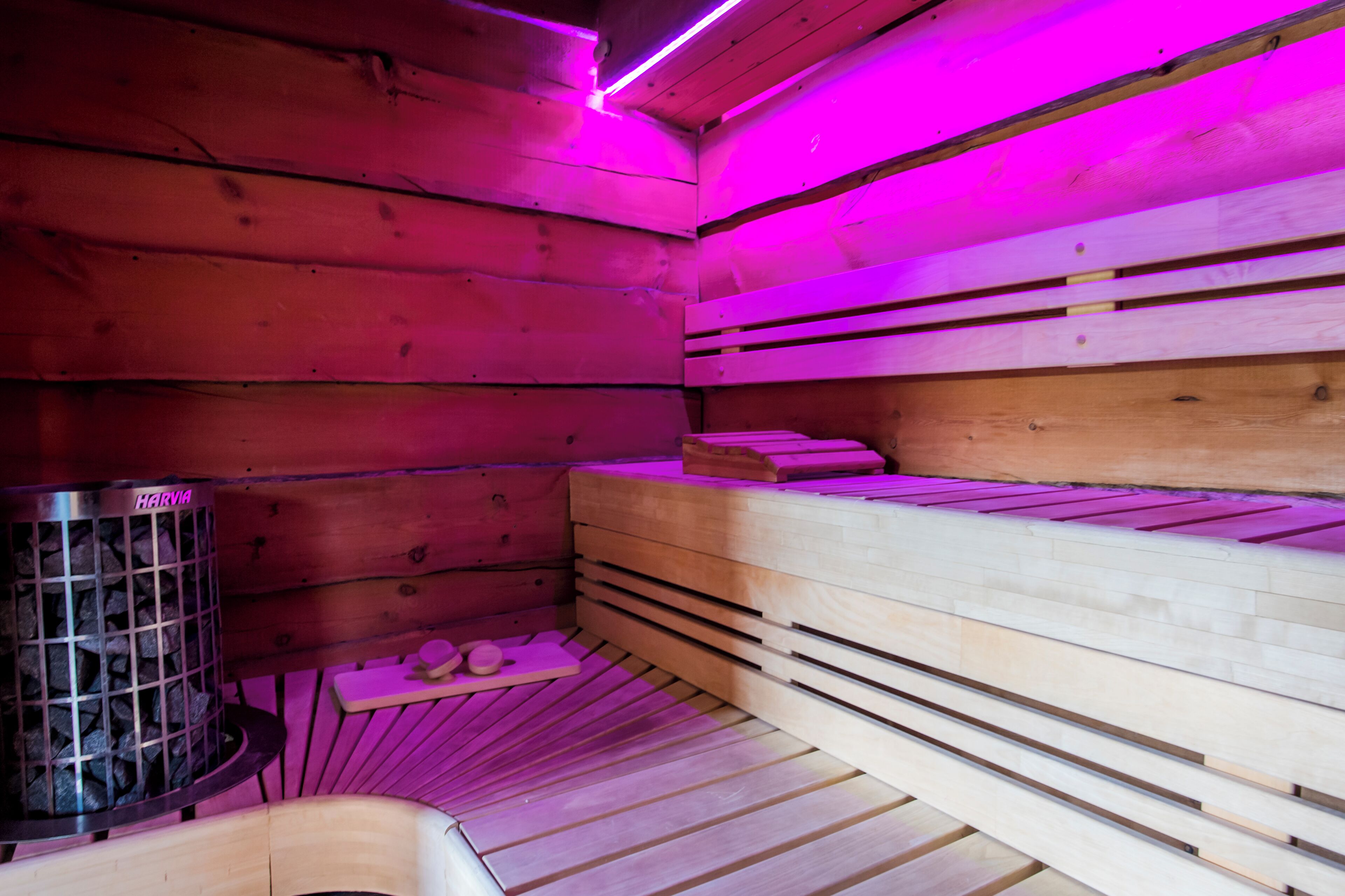 Wellness Suite, Sauna, Hottub | Banheiro | Chuveiro, produtos de toalete de grife, secador de cabelo 