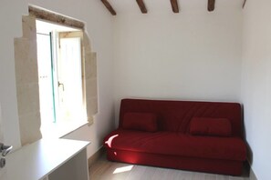 Appartement, 2 chambres | Coin séjour