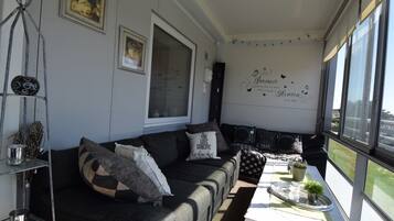 Apartment, 3 Bedrooms | Terrace/patio