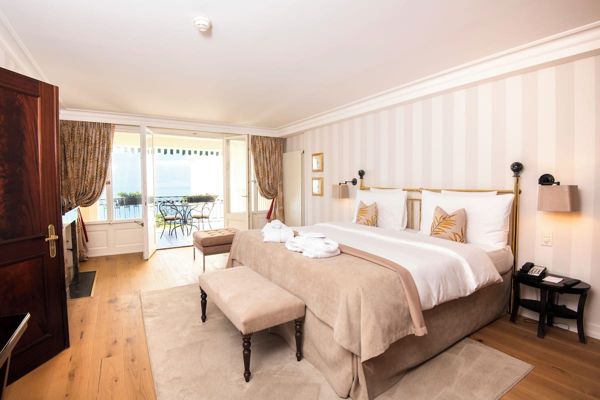 traditional suite, lake view | 1 bedroom, egyptian cotton sheets, premium bedding, down duvets