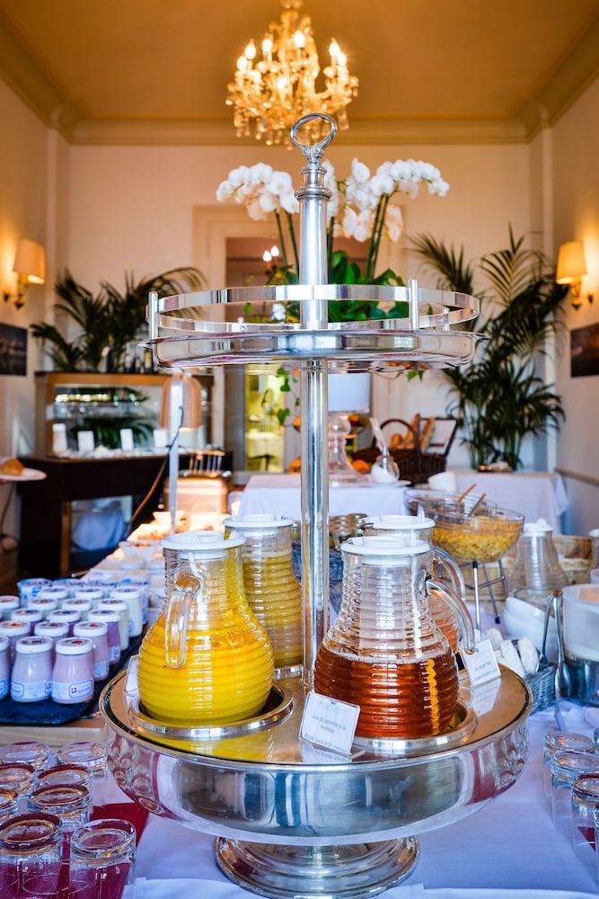 Hotel des Trois Couronnes by null