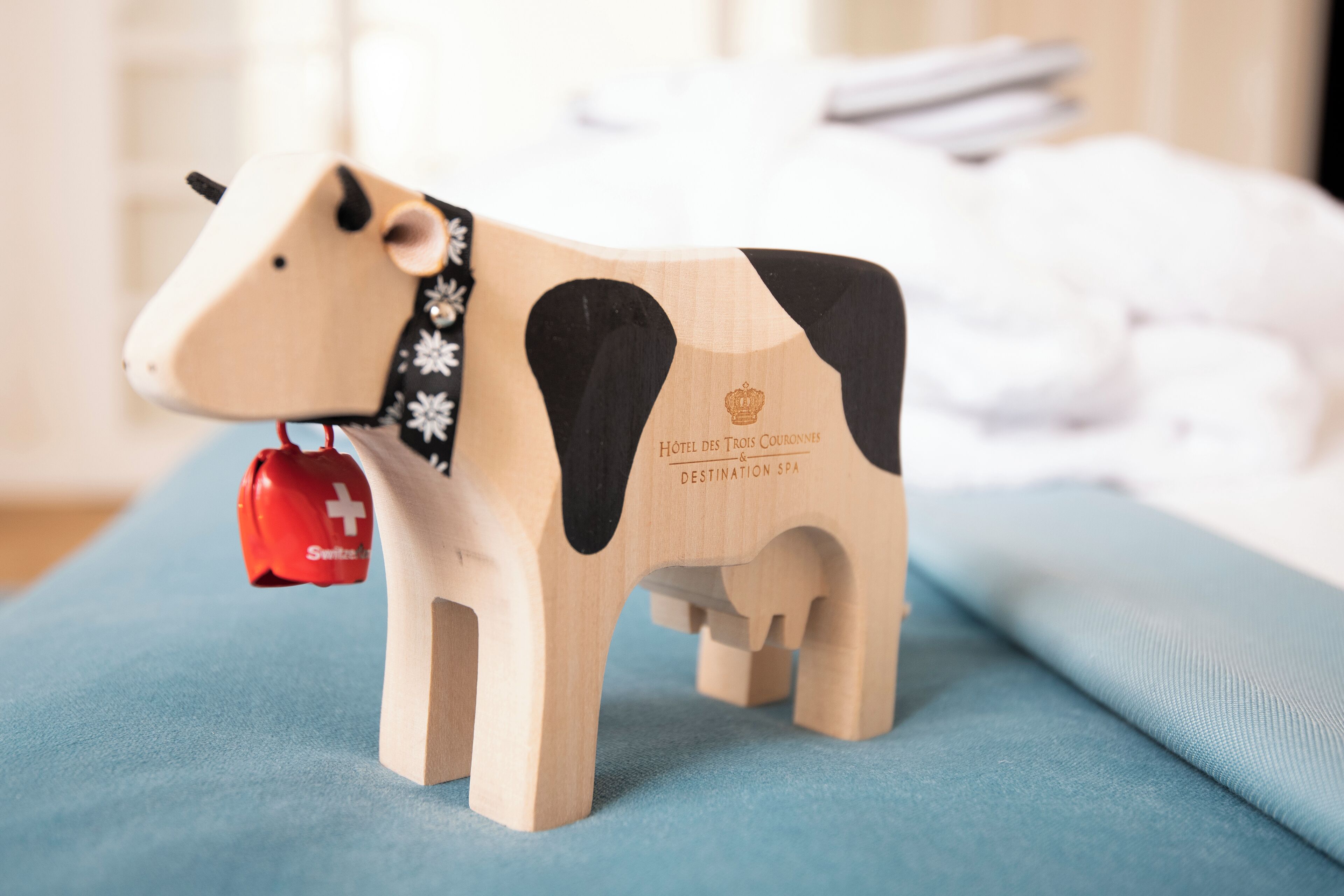 1 bedroom, egyptian cotton sheets, premium bedding, down duvets