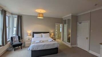 Comfort Studio Suite | 1 bedroom, iron/ironing board, free WiFi, bed sheets