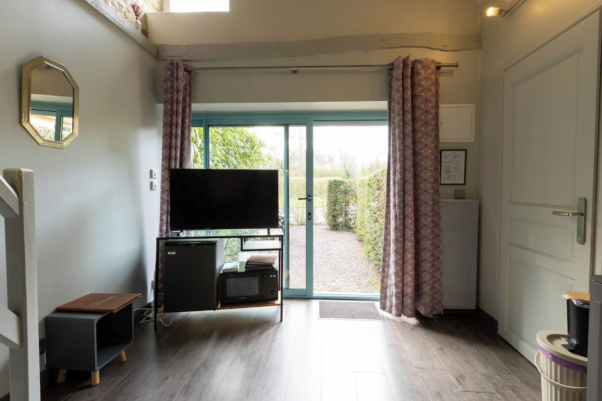 Zimmer (Loggia) | Hochwertige Bettwaren, individuell dekoriert, individuell eingerichtet