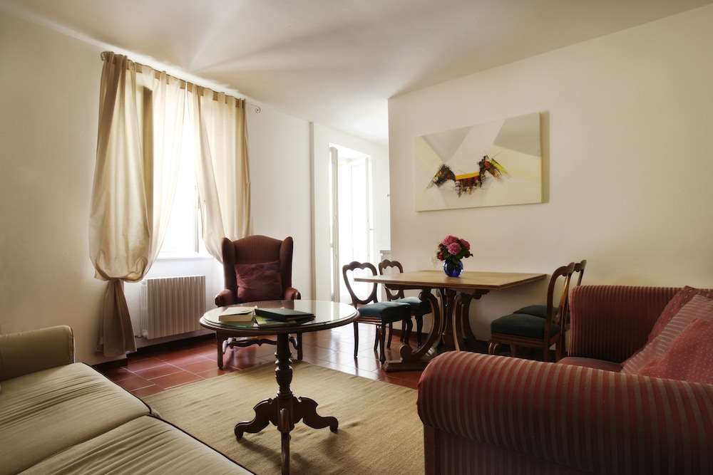 Albergo Milano by null