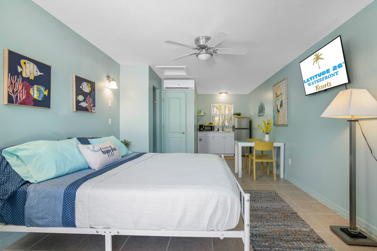 Suite Studio Deluxe, 1 très grand lit, coin cuisine, rez-de-chaussée