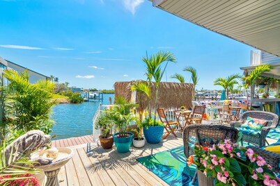 Latitude 26 Waterfront Boutique Resort - Bonita Springs