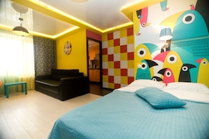 Premium bedding, iron/ironing board, free WiFi