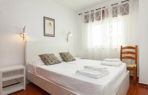 2 bedrooms, free WiFi, bed sheets