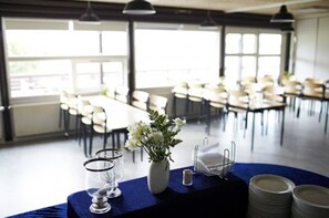 อาหารเช้า (DKK 76 ต่อคน)