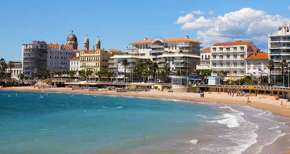 Schöne Villa mit großem Pool