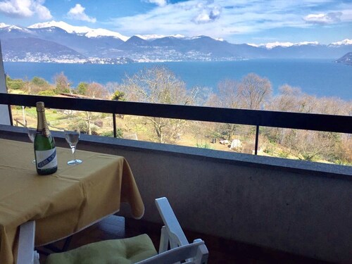 Thommy apartment in Stresa with  lake view
