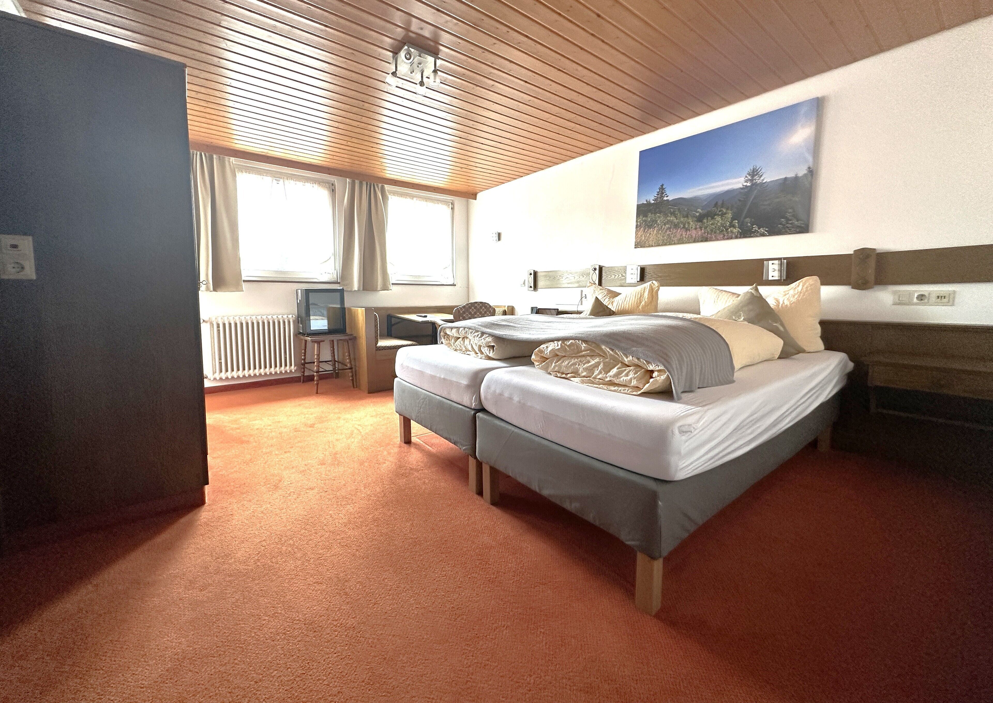 triple room | room amenity