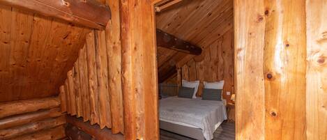 4 Schlafzimmer, Bügeleisen/Bügelbrett, kostenloses WLAN