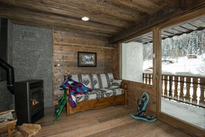 TV, fireplace, table football, ping pong - Superbe appartement premium 42 m² La Bresse terrasse wifi vue montagne (La Bresse)