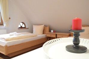 Einzelzimmer | Hochwertige Bettwaren, Zimmersafe, Schreibtisch, kostenloses WLAN
