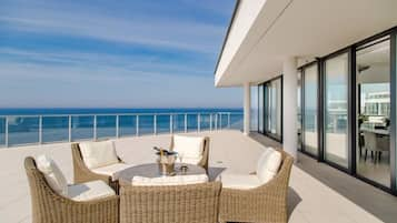 Presidentiële penthouse, uitzicht op zee | Terras