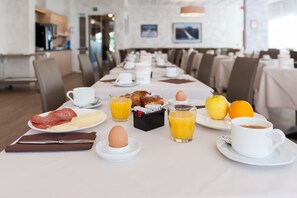 Petit déjeuner continental compris tous les jours