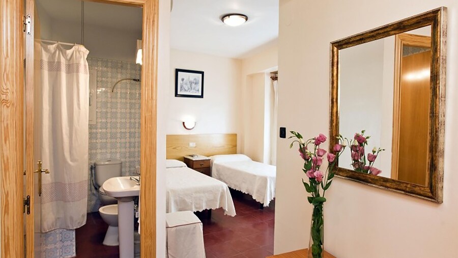 Hostal Tropical