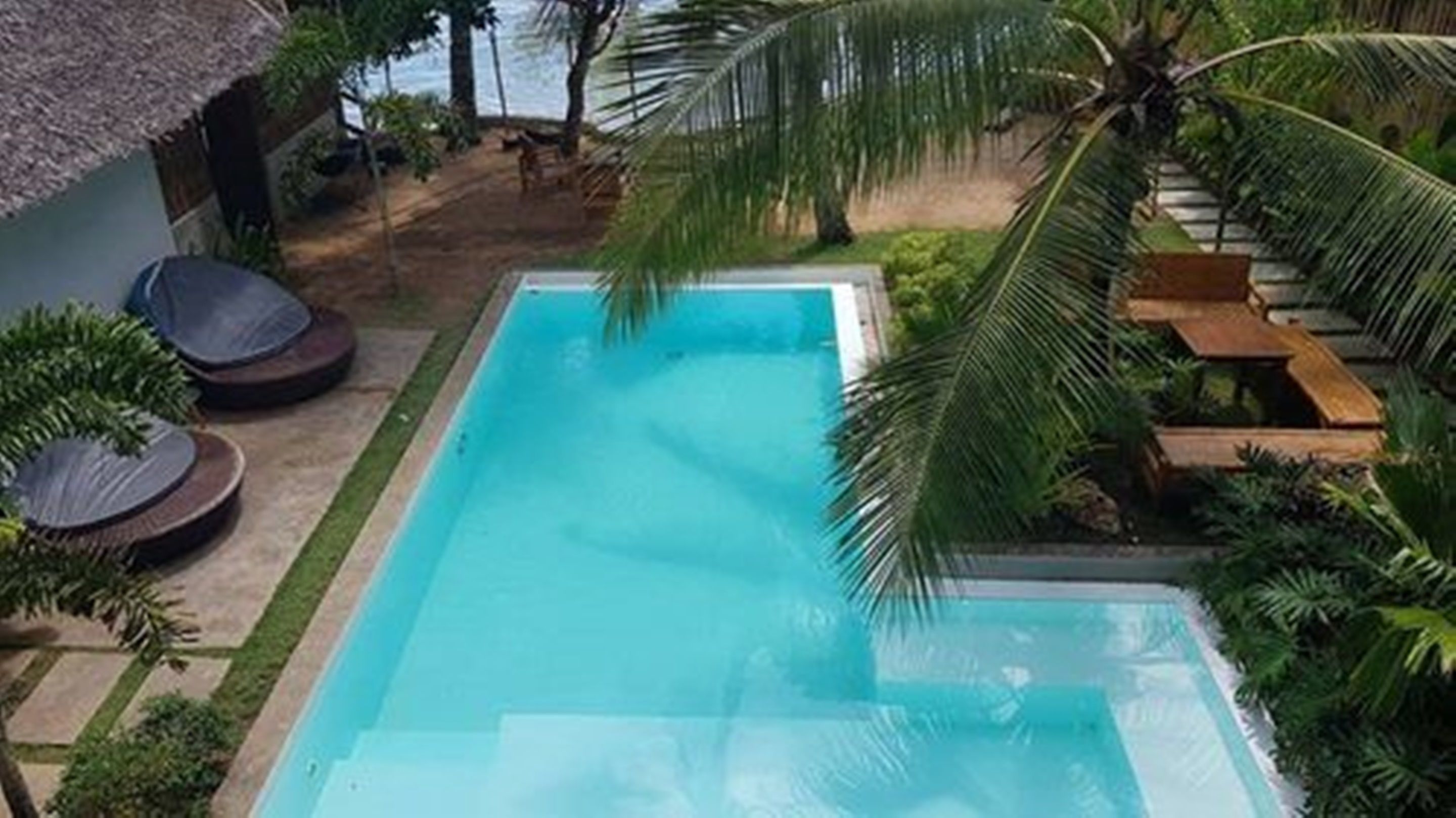 Biệt thự Deluxe, 4 phòng ngủ, hồ bơi riêng, sát bãi biển | Quang cảnh ban công