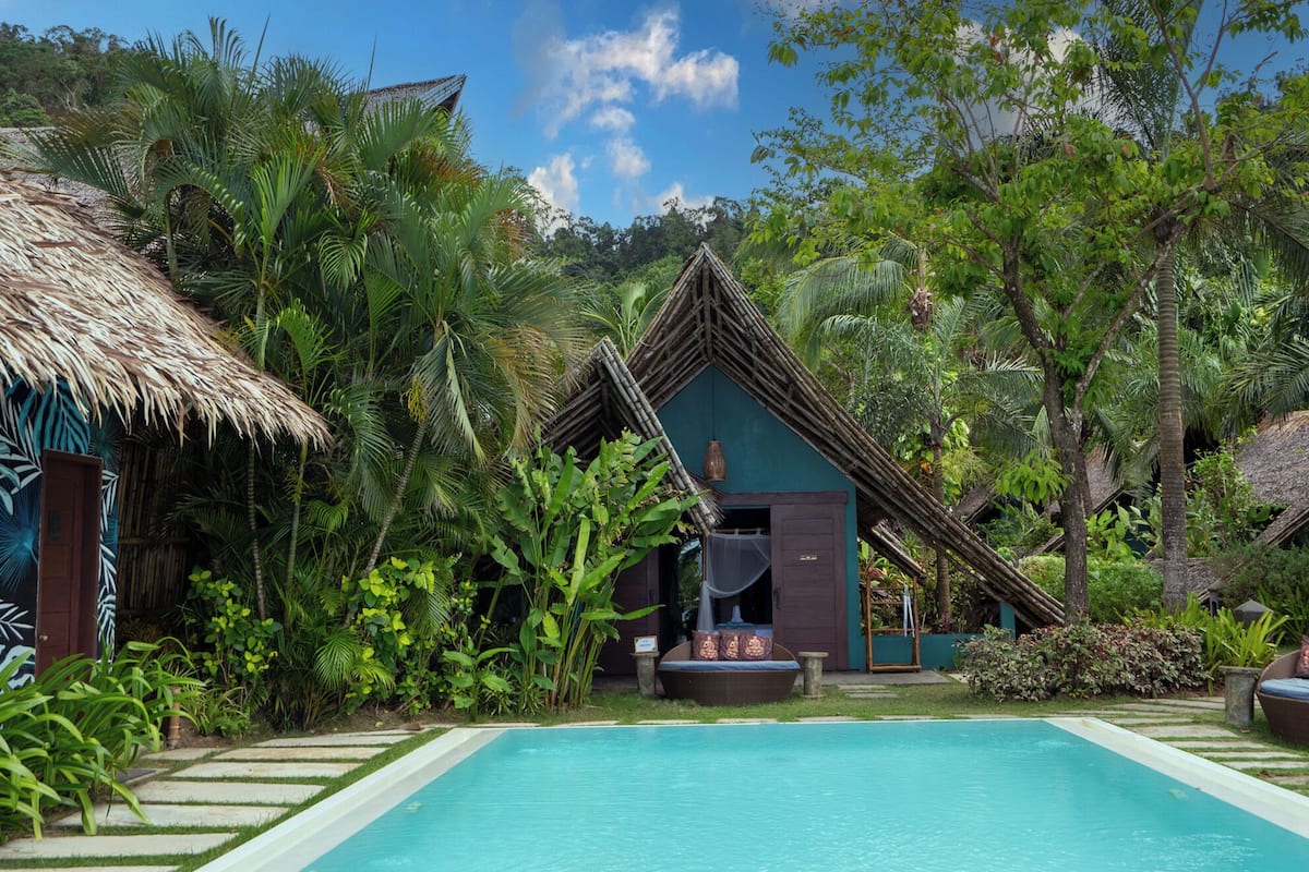 Seaview Cottage | Minibar, in-room safe, free WiFi, bed sheets