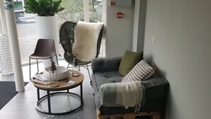 Zona de estar del vestíbulo