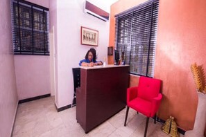Reception - Bates Place Apartments (Lekki)