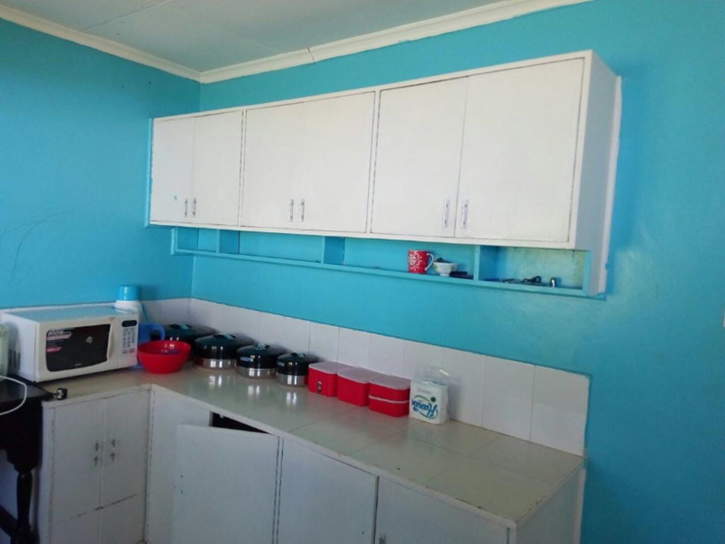 Cookware/dishes/utensils