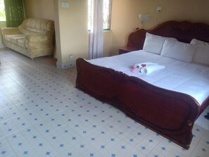 Décoration personnalisée, ameublement personnalisé, bureau