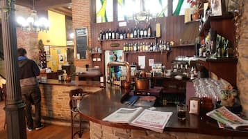 Bar (en el alojamiento)