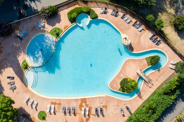 Seasonal outdoor pool