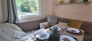 Comfort mobile home for 4/6 people | Living area